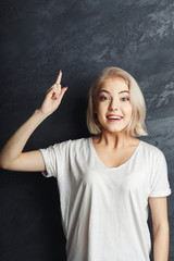 Wall Mural - Young woman having an idea