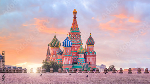 Basil's cathedral at Red square in Moscow Canvas Print