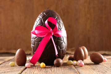 Wall Mural - chocolate easter egg