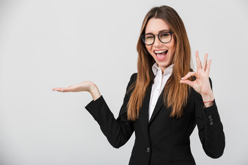 Canvas Print - Portrait of a joyful businesswoman