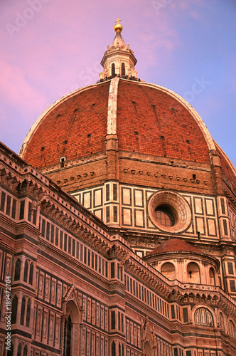 Fotografie, Obraz Looking up at the dome of the cathedral in Florence, Italy