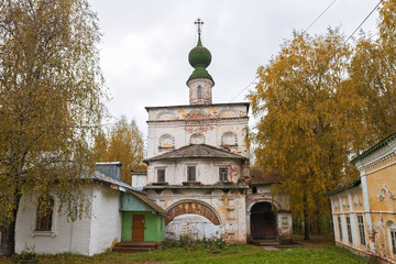 Wall Mural - View of the Gate Church of Our Lady of Vladimir  in the Michael-Archangel Monastery in Veliky Ustyug, Russia