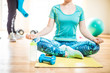 © karepa - Fitness Sport Yoga (training und enstpannung )