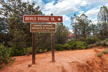 Sign On The Devil's Bridge Trail, Sedona, Arizona, USA