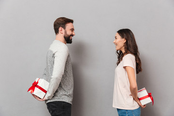 Canvas Print - Portrait of a cheerful young couple