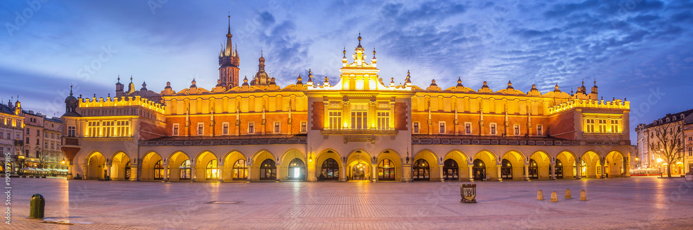 Panorama of Cloth Hall at Main Market Square in Cracow, Poland - obrazy, fototapety, plakaty 