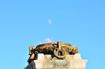 Wall Mural - Monument to the fatherland in Rome with statues, symbols of victory, flags and sacred fire. Italy.