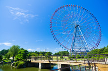 葛西臨海公園の大観覧車 / A Large Ferris Wheel In Kasai Rinkai Park. Edogawa, Tokyo, Japan.