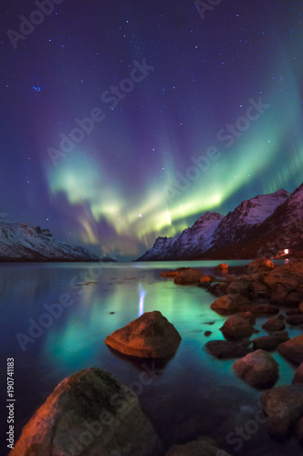 Fotografía The polar lights in Norway . Ersfjord. Tromso
