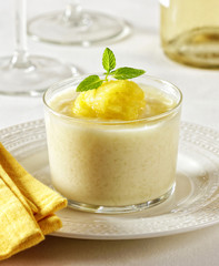 Pineapple yogurt dessert