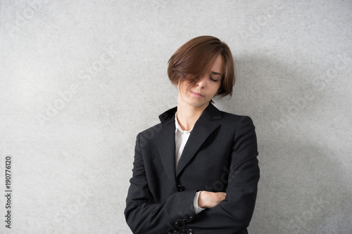 Foto  疲れた女性（ストレス・疲労・寝不足）