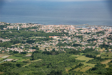 Wall Mural - Vue aérienne de Port Joinville sur l'île d'Yeu en France