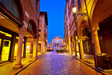  Mantova city street evening view