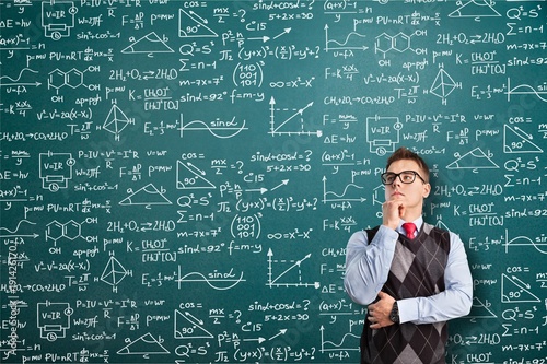 Платно  Albert einstein.