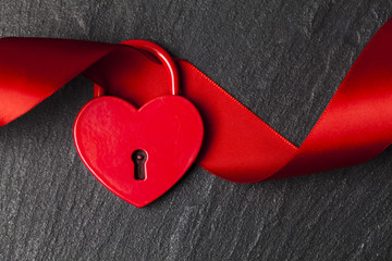 Wall Mural - Heart shaped padlock. Valentines day love concept.