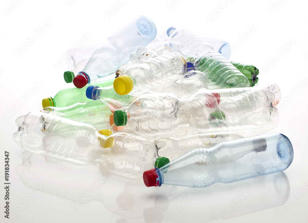 Stock-Foto „Leere Plastikflaschen“