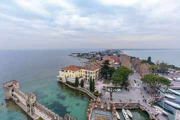 Wall Mural - Sirmione del garda 