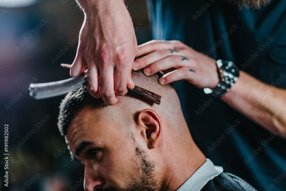 Men's Hair Styling College: Master the Art of Modern Men’s Grooming