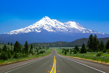 On The Road to Mount Shasta