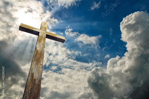 Cuadros en Lienzo Cross against the sky. Happy Easter. Christian symbol