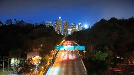 Aufkleber - Freeway road to downtown city Los Angeles at night. 4K UHD Timelapse.