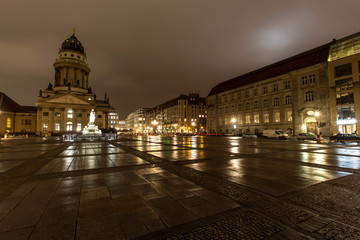 Canvas Print - gendarmenmarkt berlin germany at night