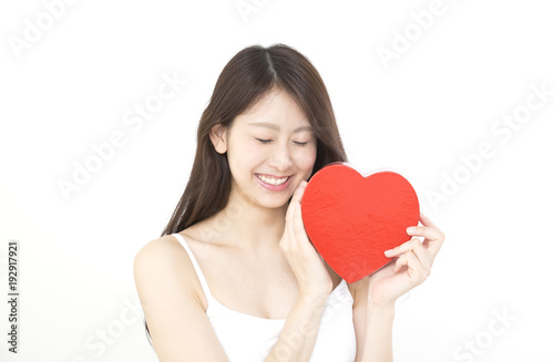 ハートを持つ女性 喜び 目を閉じる Buy This Stock Photo And Explore Similar Images At Adobe Stock Adobe Stock ハートを持つ女性 喜び 目を閉じる Buy This Stock Photo And Explore Similar Images At Adobe Stock Adobe Stock