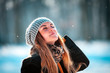 © leszekglasner - Young woman walking in winter park at sunny day