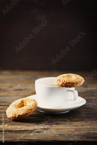 Zdjęcie XXL Słodkie domowe ciasteczka i filiżankę kawy