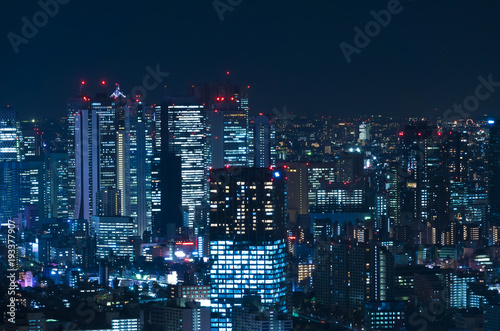 Plakat Tokio Shinjuku nocny widok