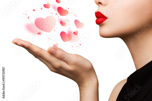 Fotografía Attractive beautiful woman showing air kiss