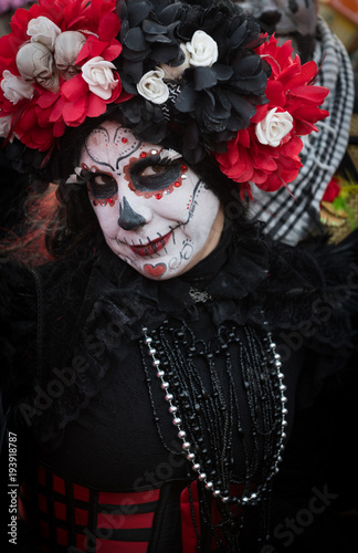 Goede Mardi Gras Carnaval make-up in Roermond, Limburg province JU-08