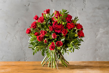 red roses bouquet