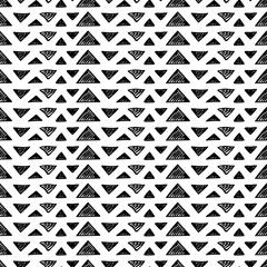 Wall Mural - Seamless polka dot triangles doodle pattern.
