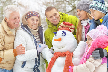 Poster - Family in winter park