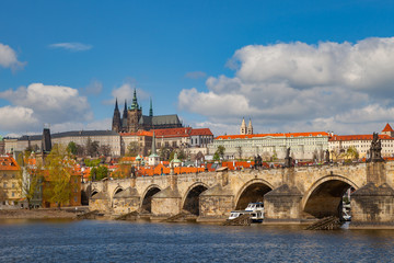 Wall Mural - View of Prague castle, over Charles bridge on Vltava river. Prague, Czech Republic.