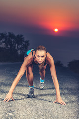 Poster - Sprinter woman on the start