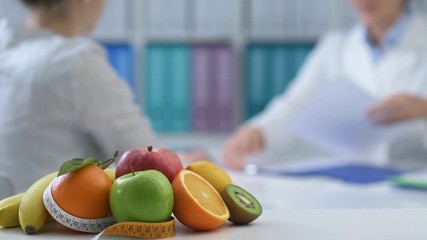 Wall Mural - Patient meeting a nutritionist in the office