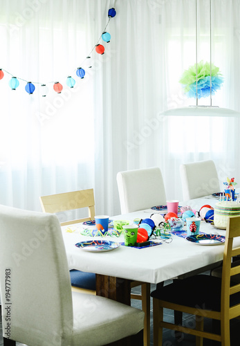Fotografía Multi-coloured kids birthday party Rainbow themed