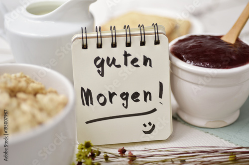Fotografía breakfast and text good morning in german