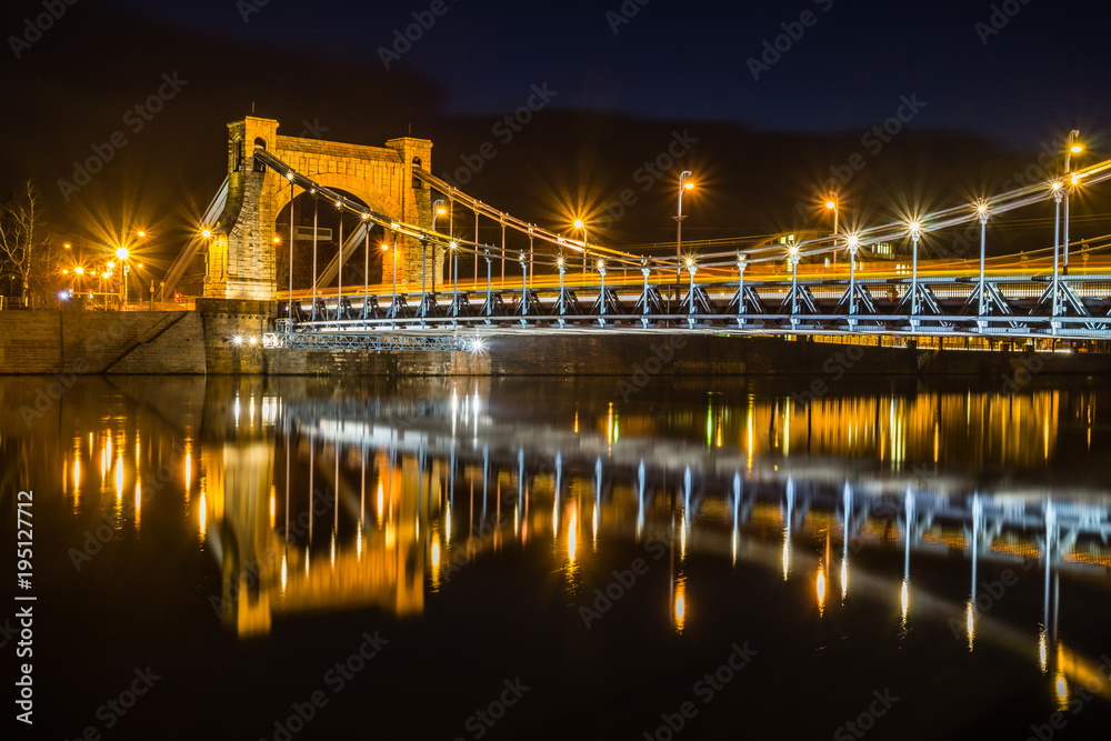 Grunwaldzki bridge over the Odra river at night in Wroclaw, Silesia, Poland - obrazy, fototapety, plakaty 