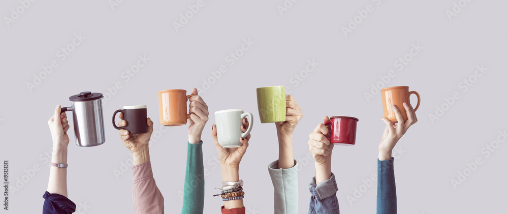 Obraz na płótnie Many different arms raised up holding coffee cup w salonie