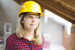 © epiximages - woman_working_loft_helmet_20_12_2017