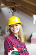 © epiximages - woman_working_loft_helmet_20_12_2017