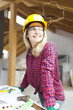 © epiximages - woman_working_loft_helmet_20_12_2017