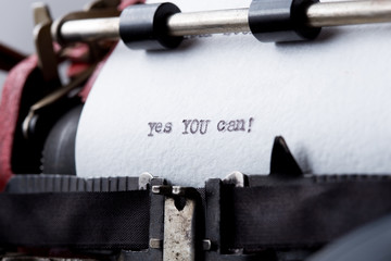 Leinwandbilder - Yes you can - typed words on a Vintage Typewriter