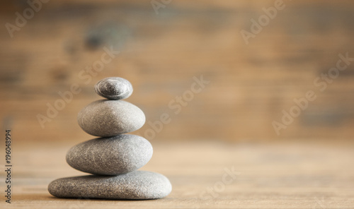 Photo A stack of four zen rocks