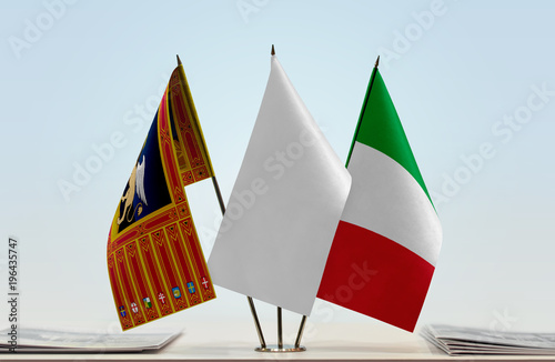 Fotografie, Obraz Flags of Veneto and Italy with a white flag in the middle