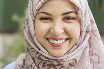 Poster - Close up face of Islamic woman smiling