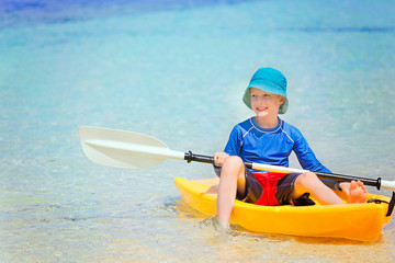 Canvas Print - kid at vacation